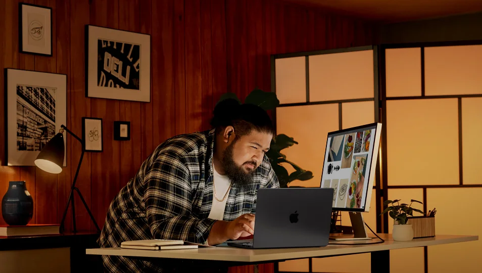 Apple MacBook